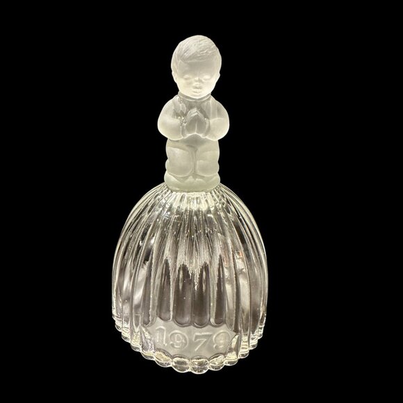 Vintage House of Goebel 1979 Clear Crystal Glass Bell, Christmas Bell with Frost - Picture 2 of 5